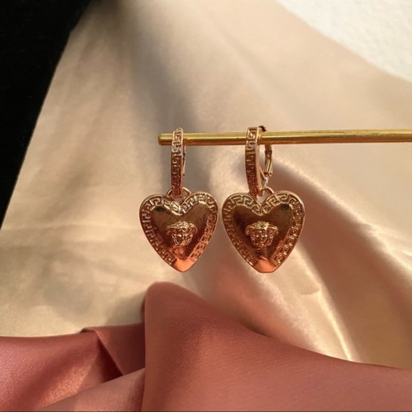 Roman Art Portrait Heart Huggie Earrings - Picture 5 of 8